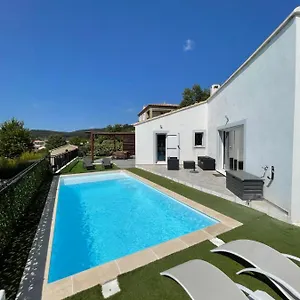 Avec Piscine Villa