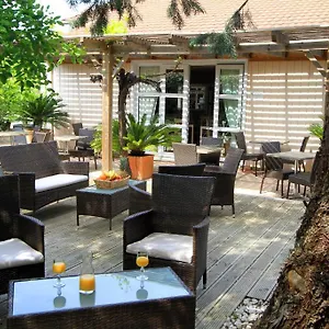Fasthotel Toulon Hotel